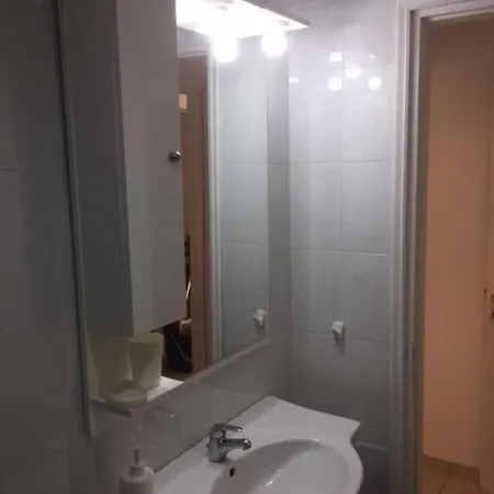 Stone House Overlooking The Delphic Landscape - Sea Delphes